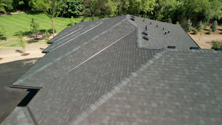 Best Wood Shake Roofing  in Fulton, IL